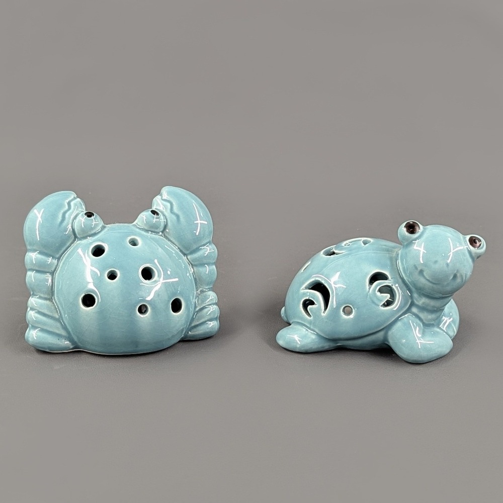 Ceramic Light Blue Crackle Glaze Crab and Turtle Battery Operated Night Lights